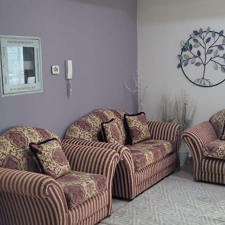 Cozy 2Bhk Near To Dmcc Metro Station -505 Lägenhet Dubai Exteriör bild