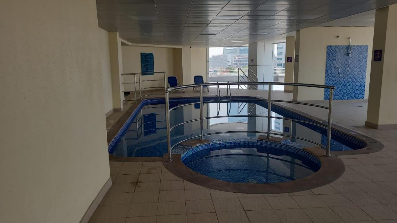 Cozy 2Bhk Near To Dmcc Metro Station -505 Lägenhet Dubai Exteriör bild